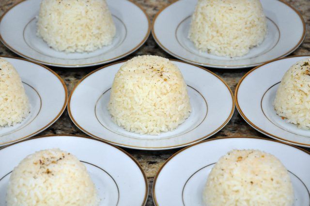 Comment cuire du riz pour 200 personnes
