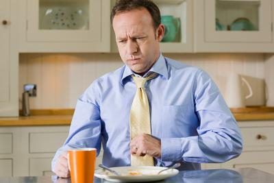 Manger des aliments salés augmente la probabilité que vous gonfler.
