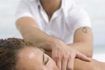 Massage détend les muscles tendus, douloureux.
