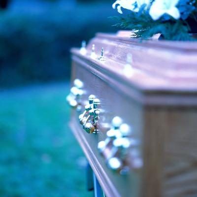 Trouver une notice nécrologique de quelqu'un qui est décédé récemment peut être facile.